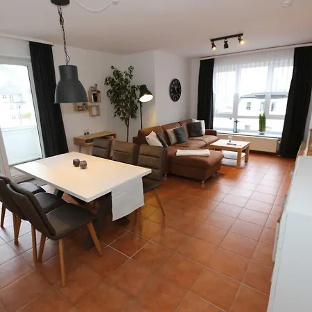Haus Holstein - 11 Mit Balkon Sellin (Rugen)